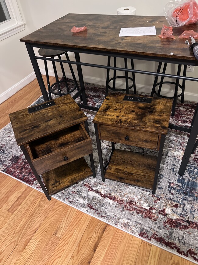 Building Photo - 735 Oakwood Rd