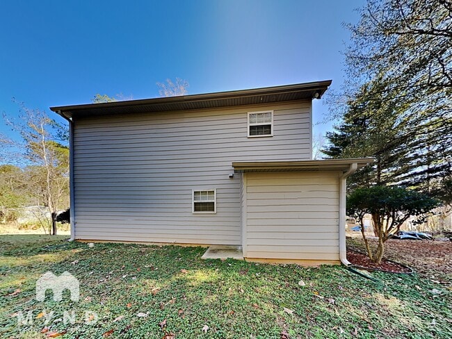 Building Photo - 22 Boone Dr