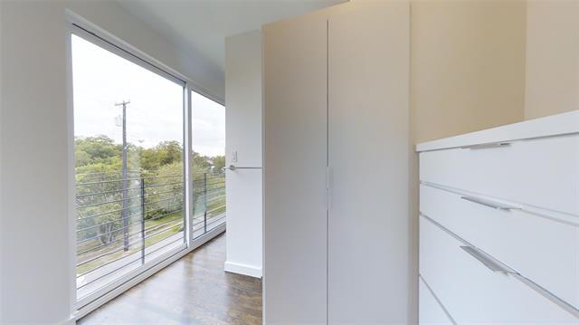 Building Photo - 4905 Live Oak St