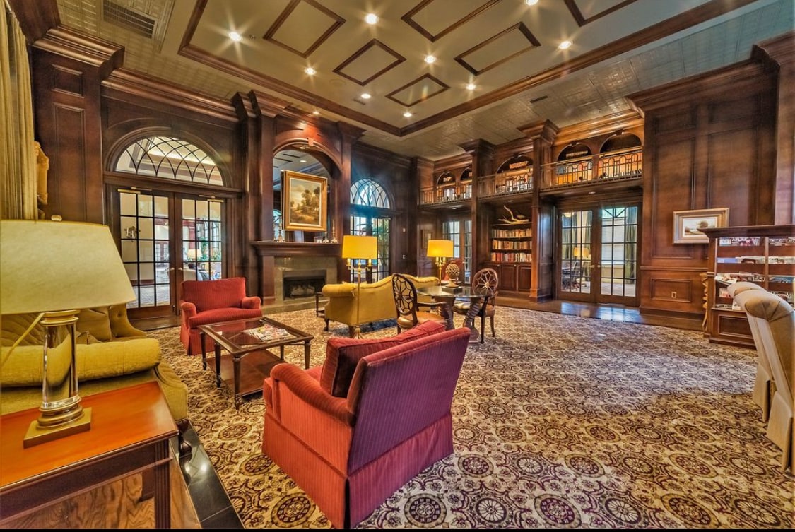 Building Photo - 3334 Peachtree Rd NE