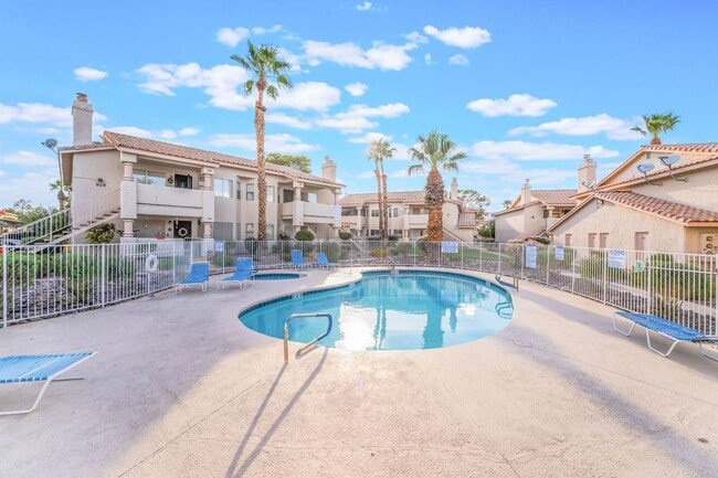 Building Photo - Modern Condo Living in Summerlin!