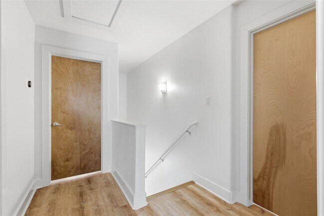 Building Photo - 1101 Grove Blvd