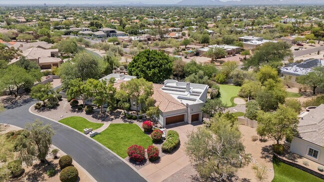 Building Photo - 10800 E Cactus Rd
