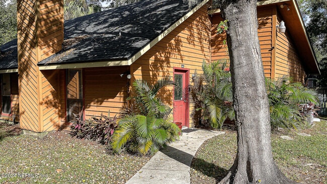 Primary Photo - 437 W 9th St