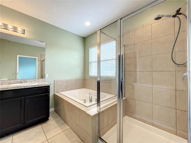 Building Photo - 2572 Limerick Cir