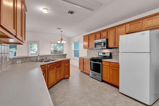 Building Photo - 3761 Rod Carew Dr