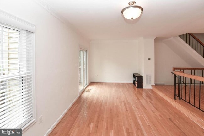 Building Photo - 5843 Wye Oak Commons Ct