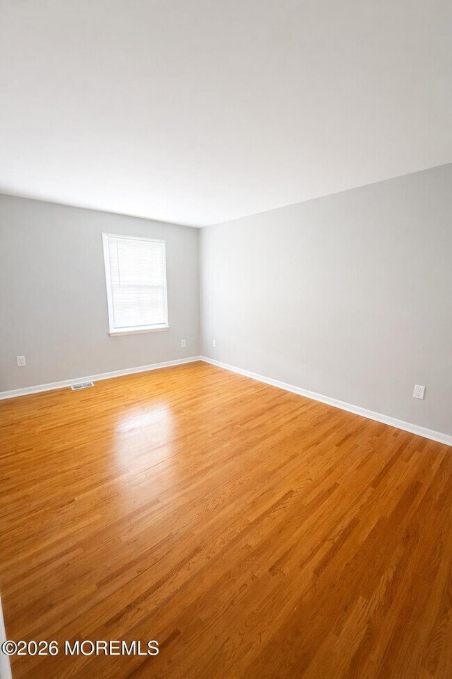 Building Photo - 18 Ginger Ct