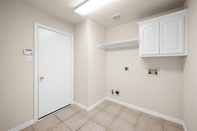 Building Photo - 4136 Greenfield Dr