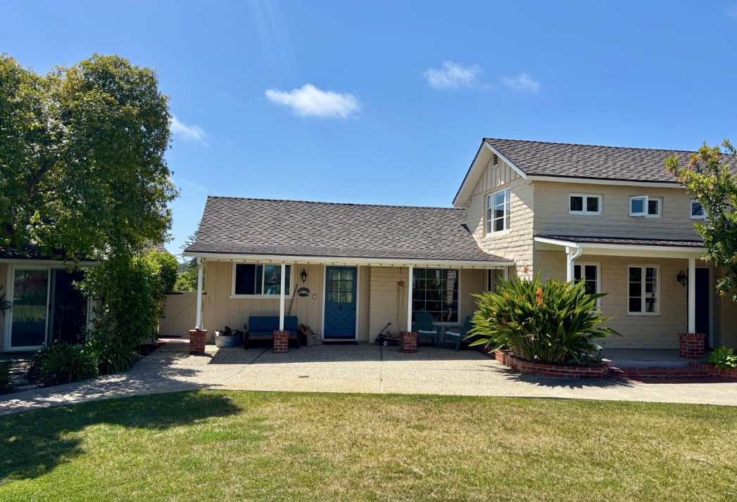 Building Photo - 880 Cambridge Dr