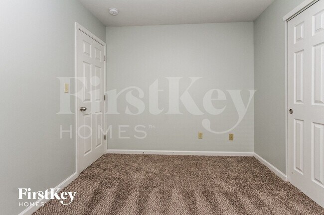 Building Photo - 2287 Cedarmill Dr