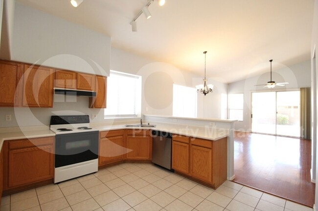 Building Photo - 5463 W Venus Way
