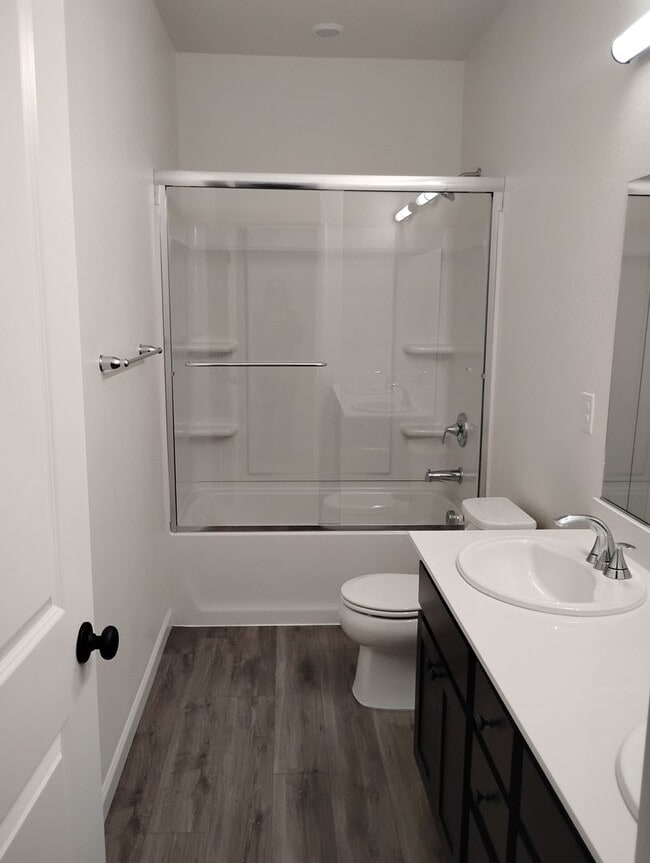 Building Photo - Modern 4-Bedroom New Build in Hughson – Built 2024