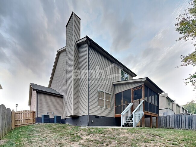 Building Photo - 2300 Madeline vine ln