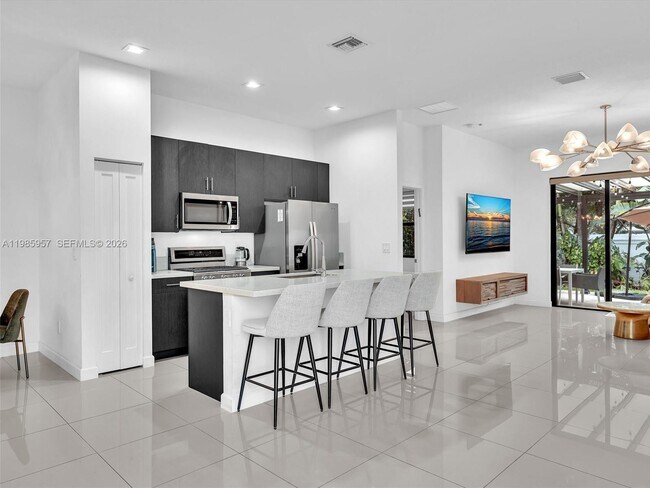 Building Photo - 4936 Whispering Way