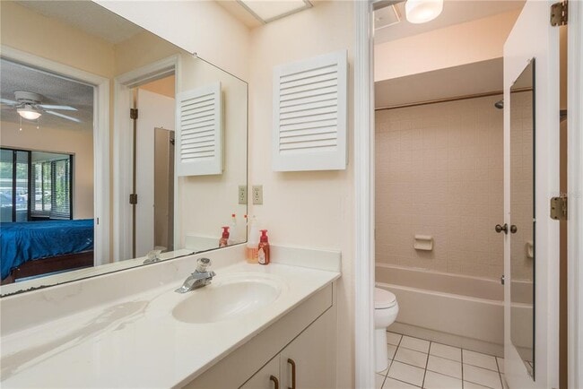 Building Photo - 2713 Countryside Blvd