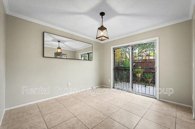 Building Photo - 8204 Oxford Forest Dr