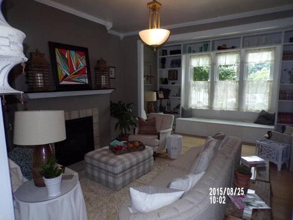 Building Photo - 1420 Church St