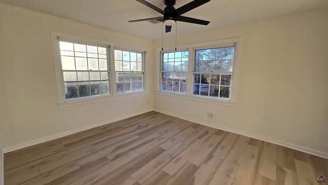 Building Photo - 621 Forest Hill Rd