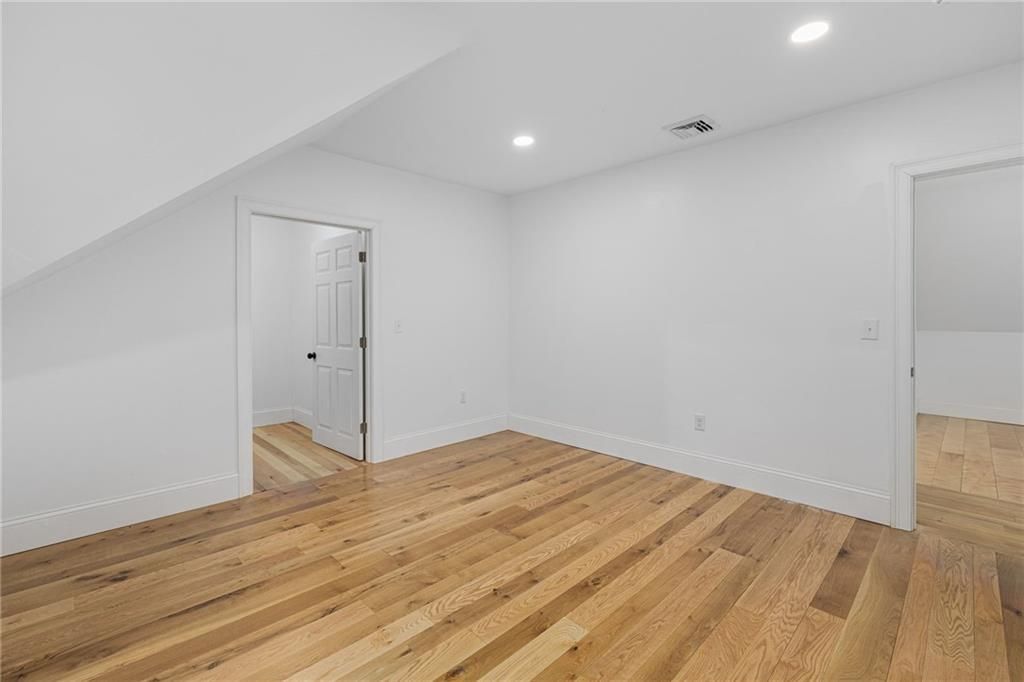 Building Photo - 30 Cypress St