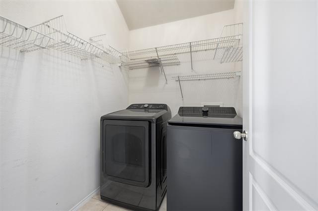 Building Photo - 2229 White Rock Ln