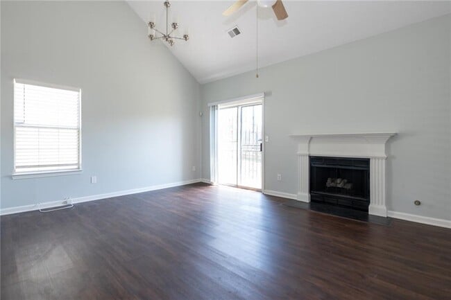 Building Photo - 3690 Manor Ct SW