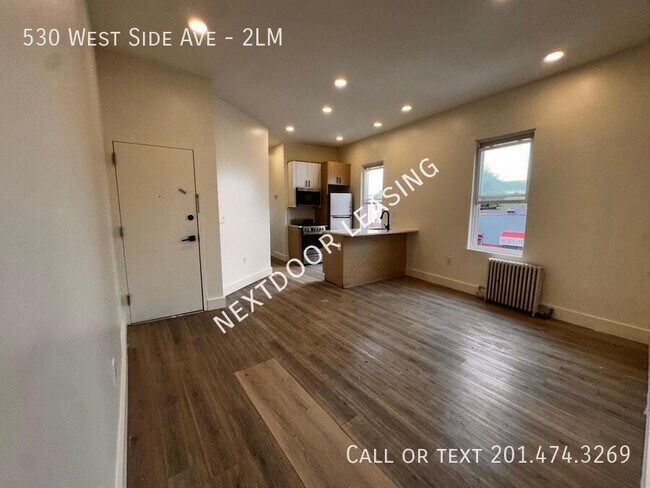 Building Photo - 530 West Side Ave