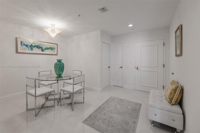 Building Photo - 1945 S Ocean Dr