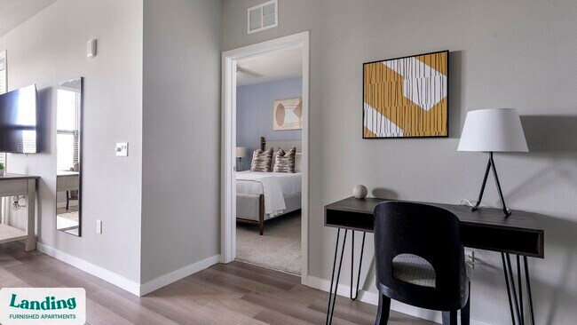 Building Photo - 6850 Foxtail Palm Wy