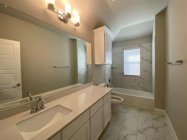 Building Photo - 13034 Scissortail Dr
