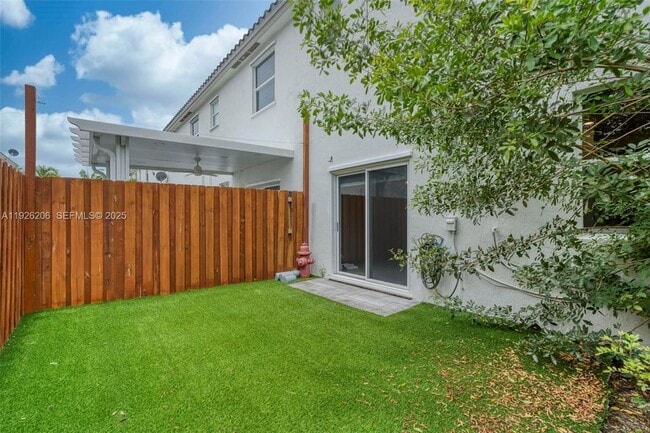 Building Photo - 2652 SE 13th St