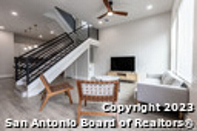 Building Photo - 343 Porter St