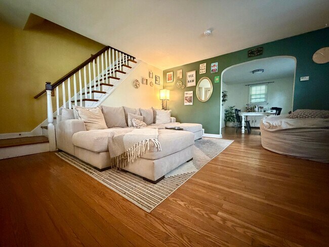 Building Photo - Stunning 3-Bedroom Home in the Heart of West Chester! Available September 1st!