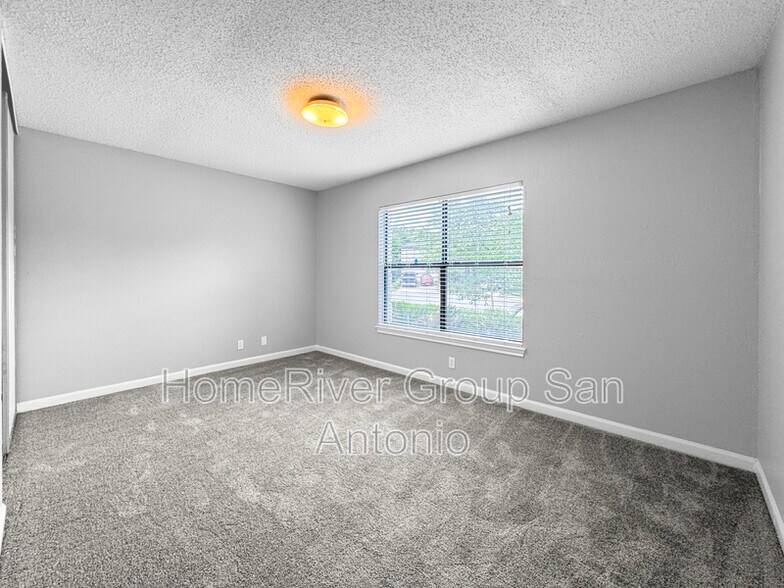 Building Photo - 12523 Rio Paloma