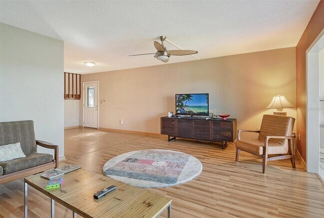 Building Photo - 1601 Bayhouse Point Dr