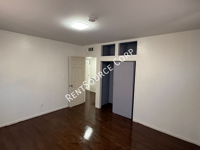 Building Photo - 26335 Community Blvd