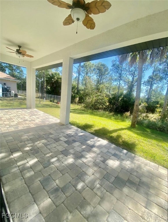 Building Photo - 2005 W 10th St