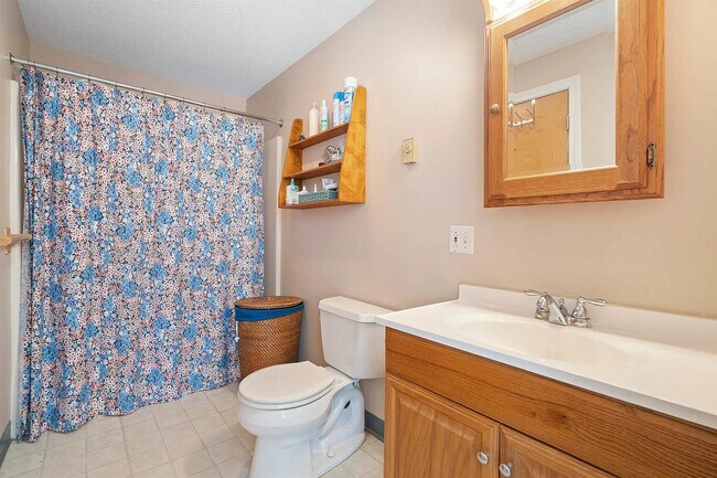 Building Photo - 118 Weirs Rd