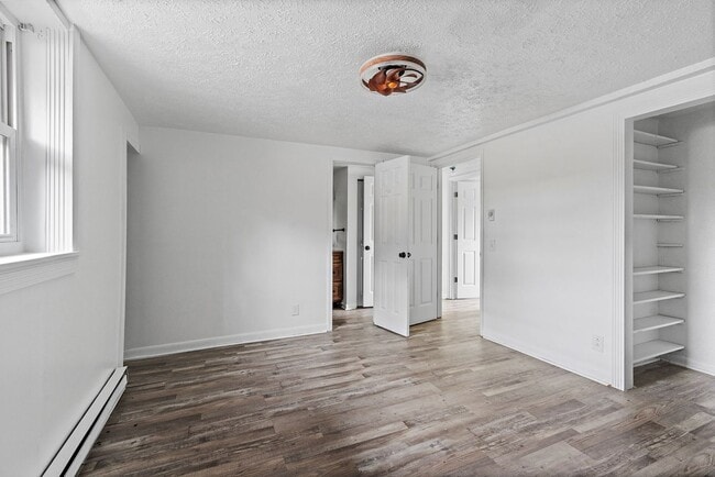Building Photo - 4068 Boyd Dr