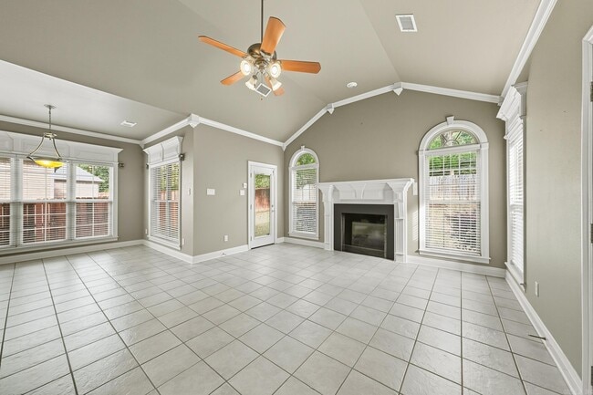 Building Photo - 25 Hickory Bend Dr