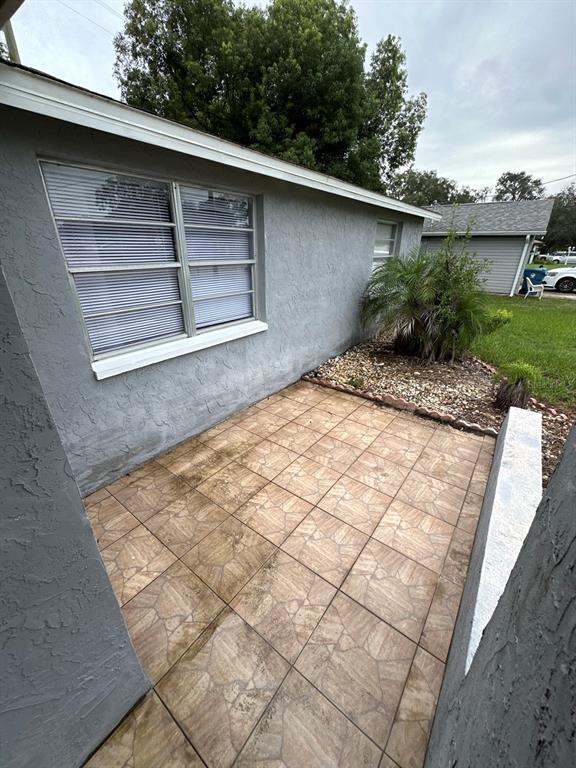 Building Photo - 1529 Larkin Rd