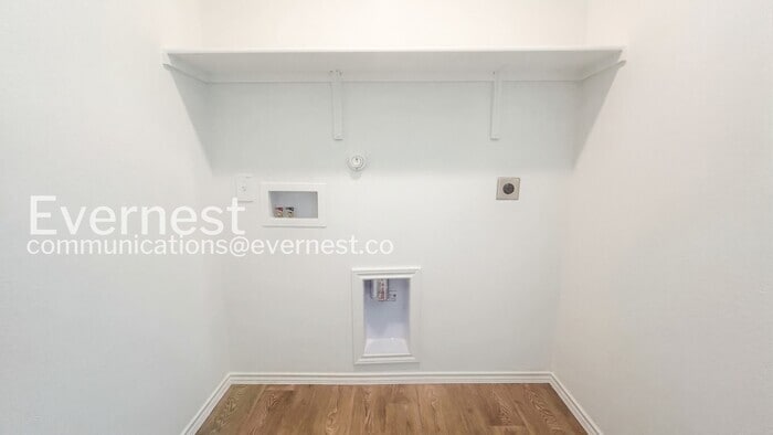 Building Photo - 5962 Celestite Bd