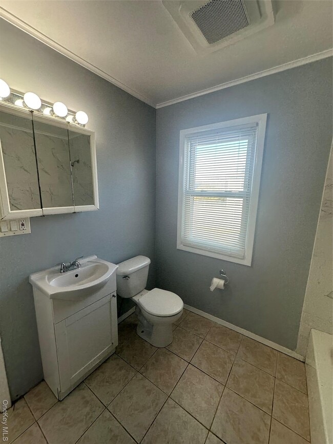 Building Photo - 32 Mc Kinley Ave