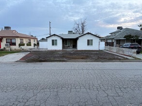 Building Photo - 607 Linda Vista Dr