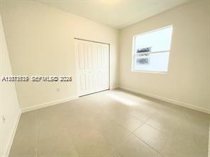 Building Photo - 863 SE 26th Ter