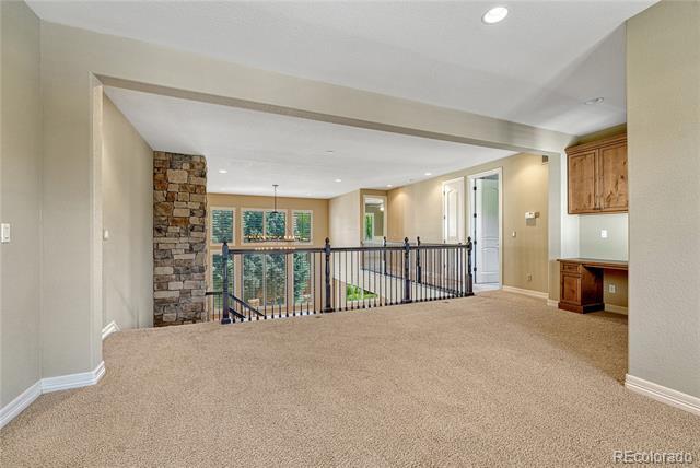 Building Photo - 9797 Sunset Hill Cir