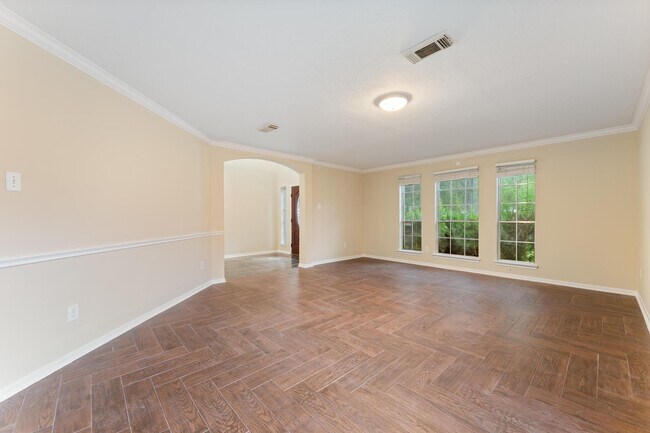 Building Photo - 1835 Taylor Creek Dr