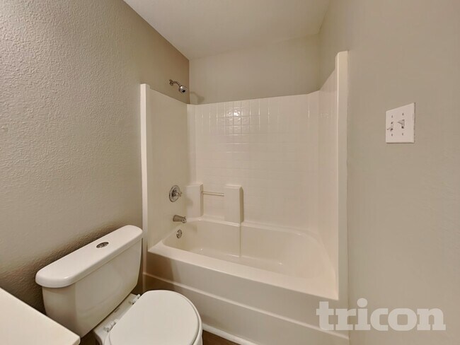 Building Photo - 1214 Crooked Creek Ct