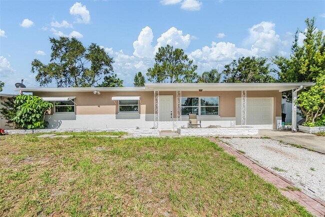 Building Photo - 954 Dumont Dr