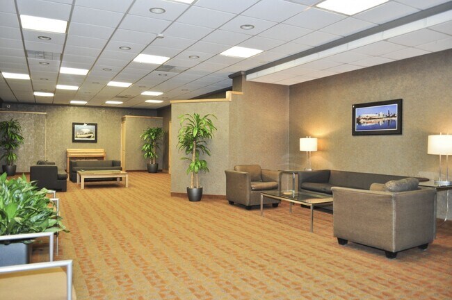 Building Photo - 5100 N Marine Dr